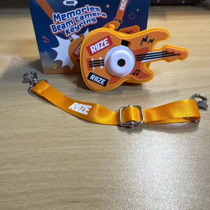 [BUNJANG] RIIZE Mega Coffee Beam Camera Keyring / 라이즈 메가커피 빔카메라 키링