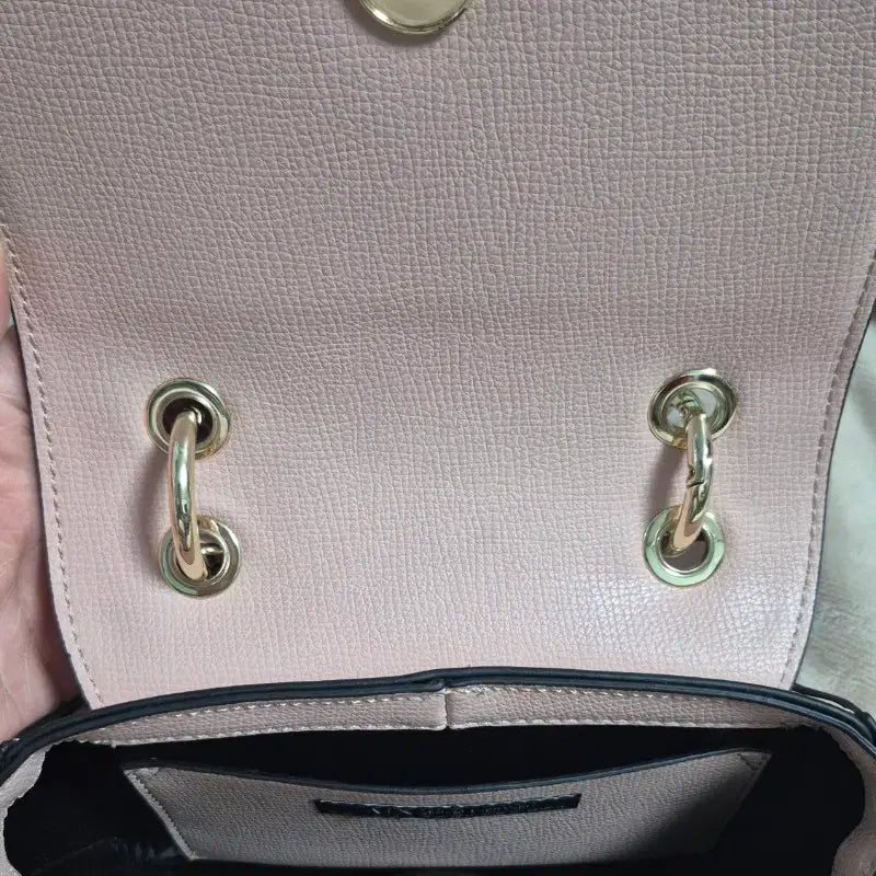 [BUNJANG] Armani Exchange Chain Crossbody Bag / 아르마니 익스체인지 크로스백