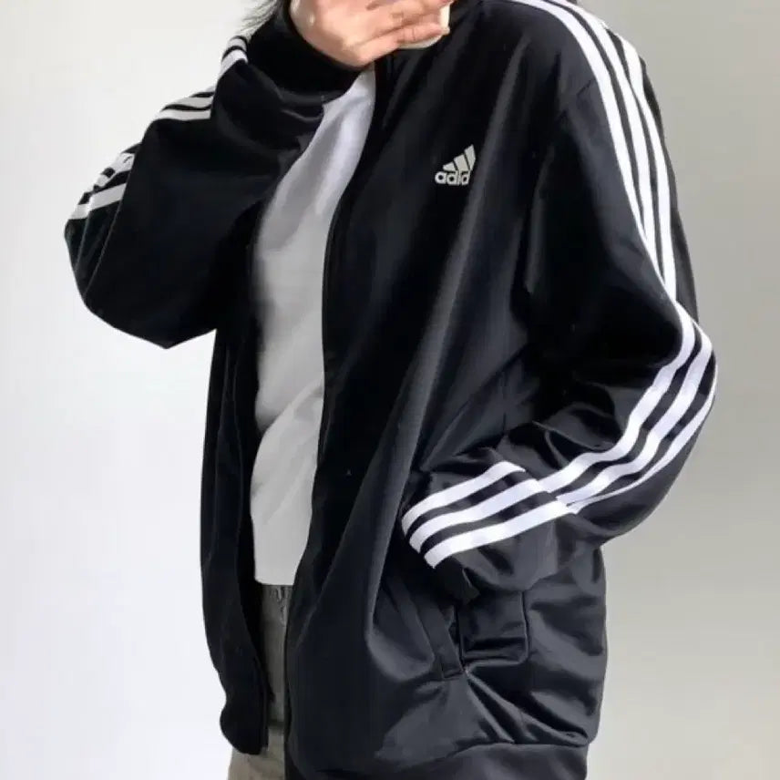 [BUNJANG] Adidas Black &amp; White Firebird Track Top Jacket L / 아디다스 검흰 블랙 화이트 트랙탑 져지 저자 집업 파이어버드 올드스쿨 L