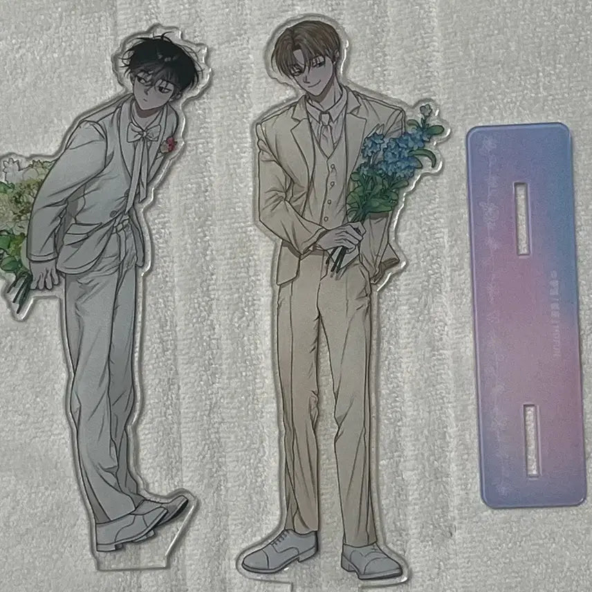 [BUNJANG] Blossoming Pond Acrylic Display / 꽃이 지는 연못 아크릴 개봉품 (필름x)