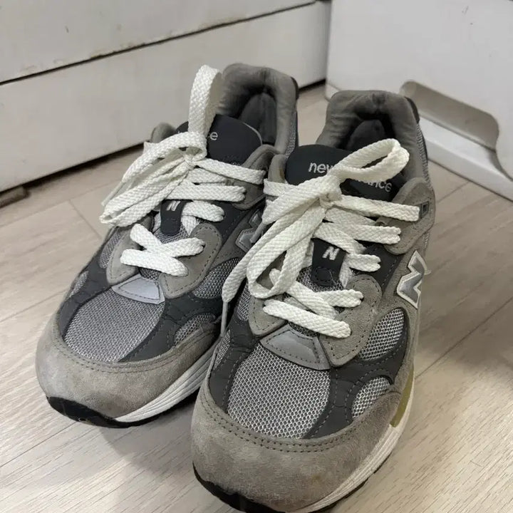 [BUNJANG] New Balance 992 245 Sneakers / 뉴발란스 992 245