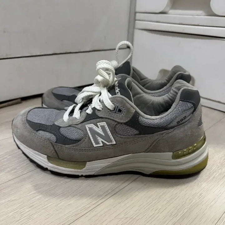 [BUNJANG] New Balance 992 245 Sneakers / 뉴발란스 992 245