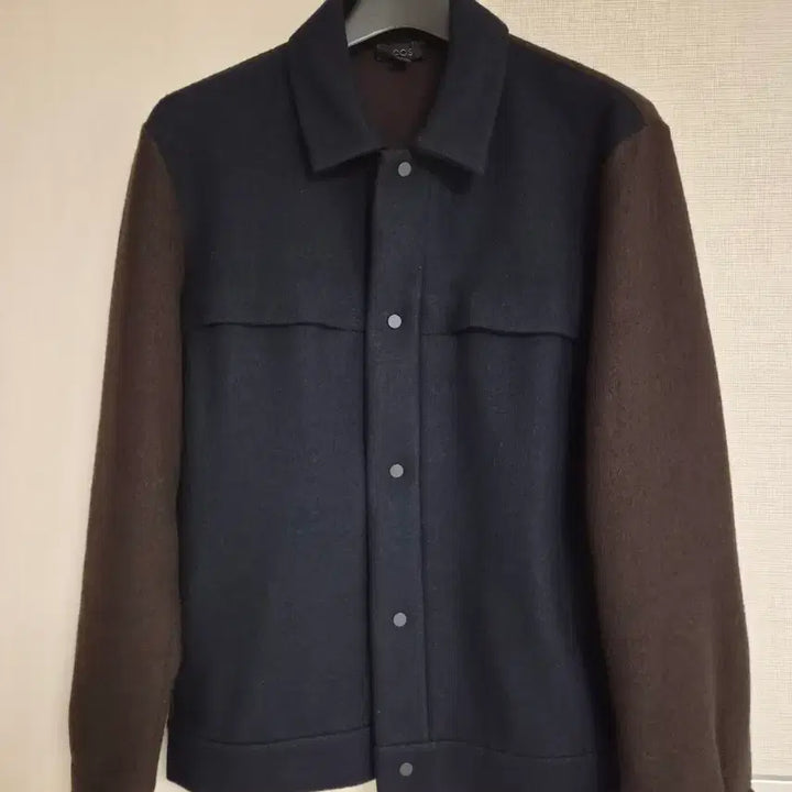 [SOLD OUT] COS 네이비 브라운 배색 울자켓