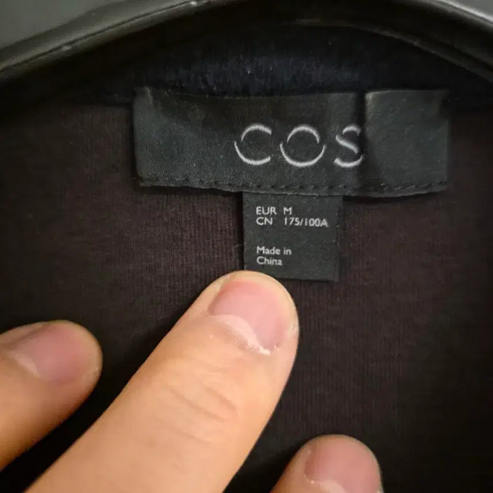 [SOLD OUT] COS 네이비 브라운 배색 울자켓
