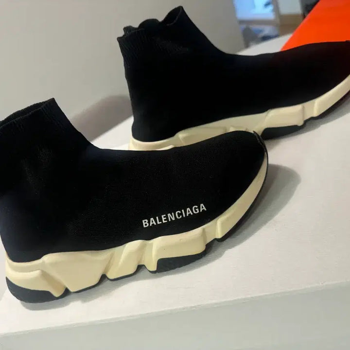 [BUNJANG] Balenciaga Speedrunner Sneakers / 발렌시아가 스피드러너 36