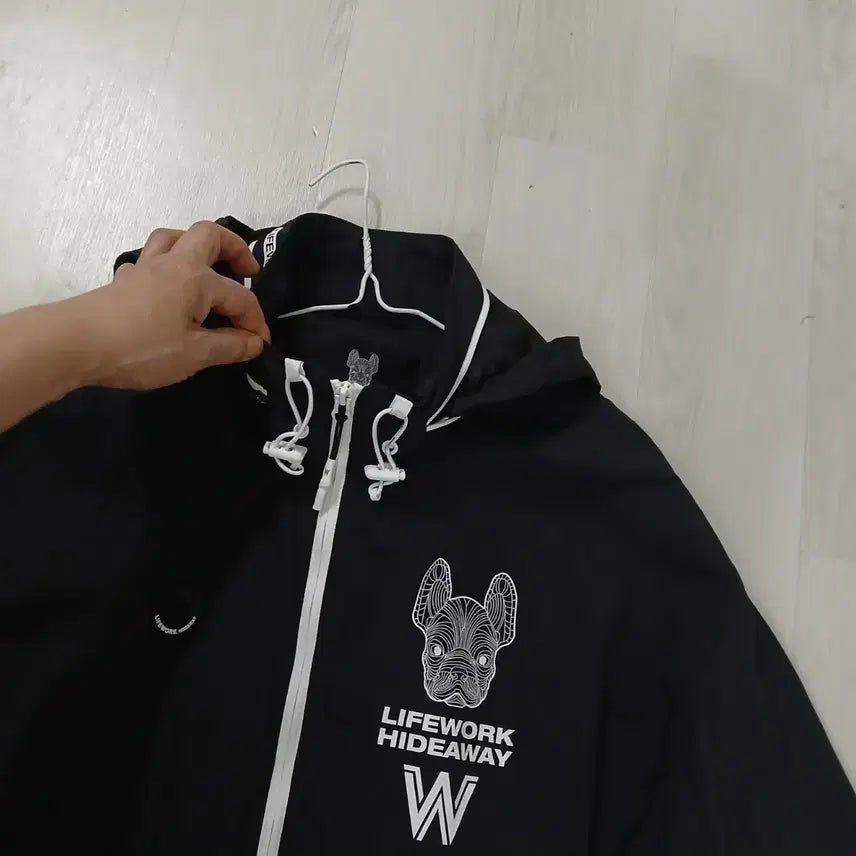 [SOLD OUT] 라이프워크 블랙 바람막이 점퍼 100~105