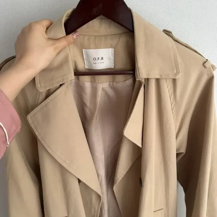[BUNJANG] Beige Trench Coat with Waist Tie / 베이지 허리끈 트렌치코트