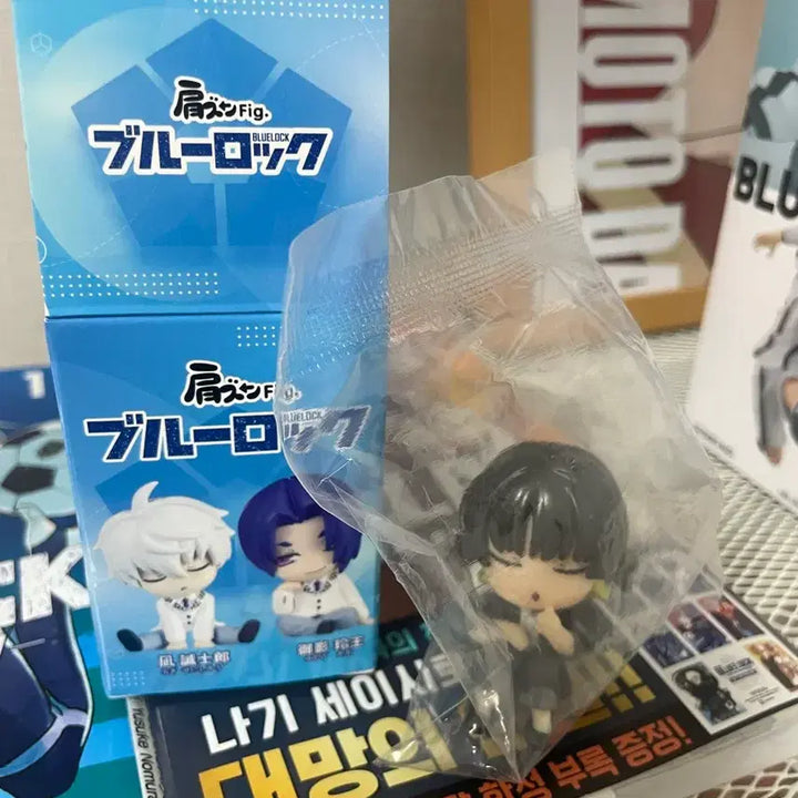 [SOLD OUT] 블루록 미개봉 바치라 어깨쿵 가챠