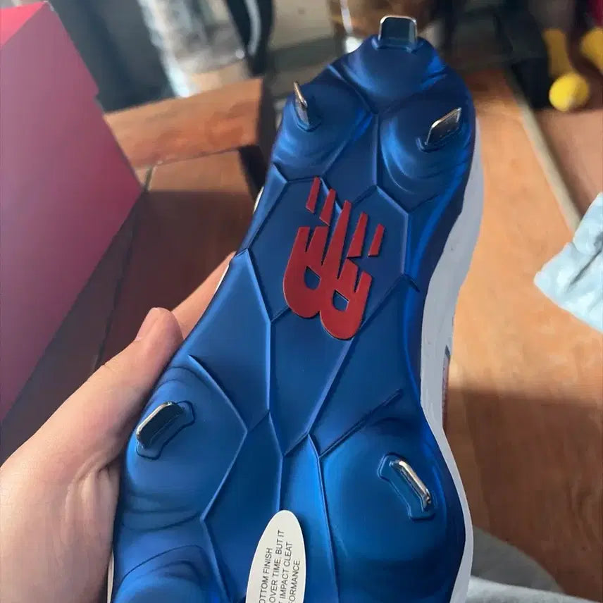 [SOLD OUT] 뉴발란스 야구화