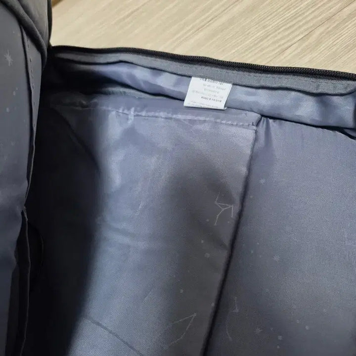 [BUNJANG] National Geographic Backpack / 네셔널지오그래픽 정품 백팩 판매합니다