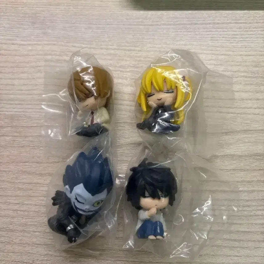 [SOLD OUT] 미개봉 데스노트 어깨쿵 가챠 4종 일괄 판매