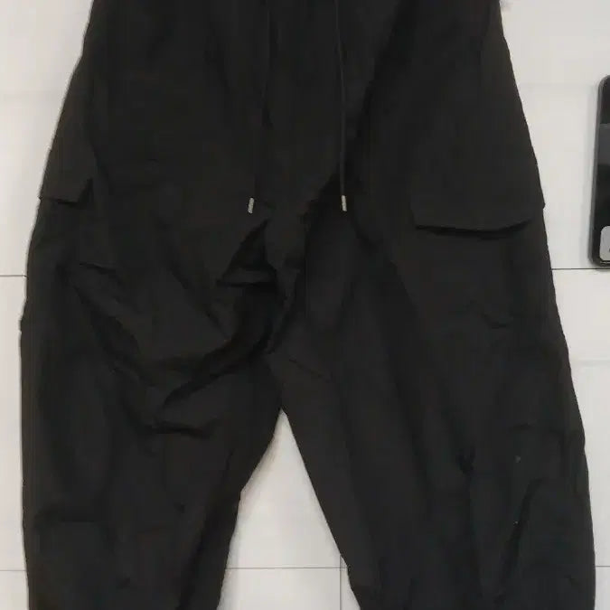 [BUNJANG] PRIZM WORKS Nylon Cargo Balloon Pants XL / 프리즘웍스 나일론 카고 벌룬 팬츠 블랙 XL 2회착용 가볍고바스락소재