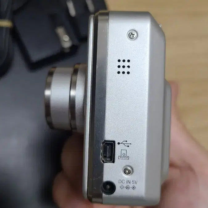 [BUNJANG] Fujifilm FinePix F401 Digital Camera / 후지필름 파인픽스 401 FinePix F401 (작례 포함)