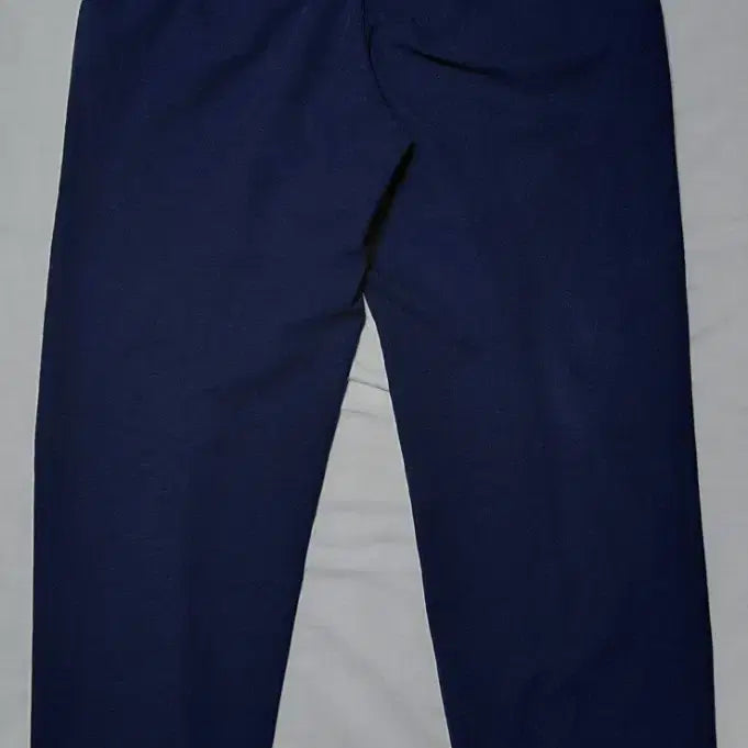 [BUNJANG] Courreges x Descente Navy Pinstripe Jogger Pants / [M/네이비] 꾸레쥬(Courreges) x 데상트 핀턱 조거 팬츠