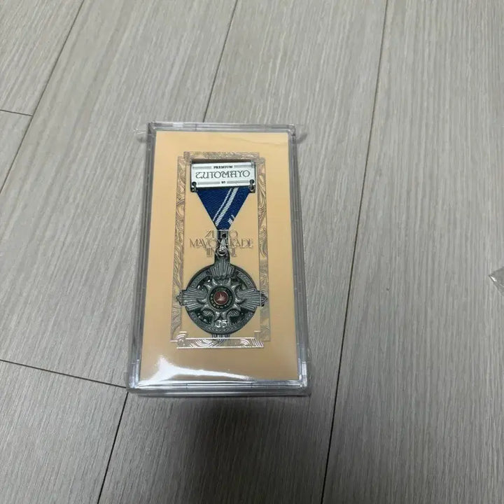 [SOLD OUT] 즛토마요 2025년 훈장