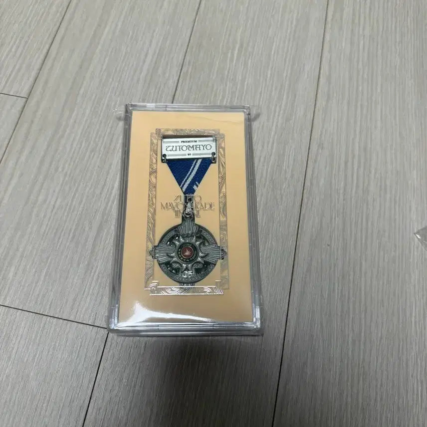 [SOLD OUT] 즛토마요 2025년 훈장