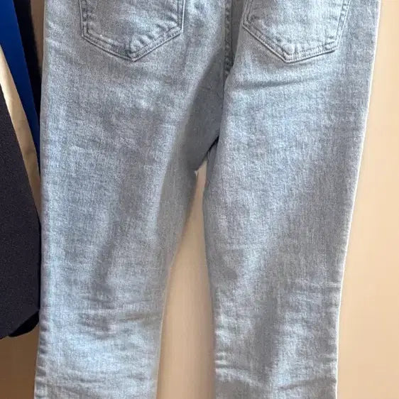 [BUNJANG] Raon Museera Light Blue Bootcut Jeans / 라온 뮤제라 연청 부츠컷
