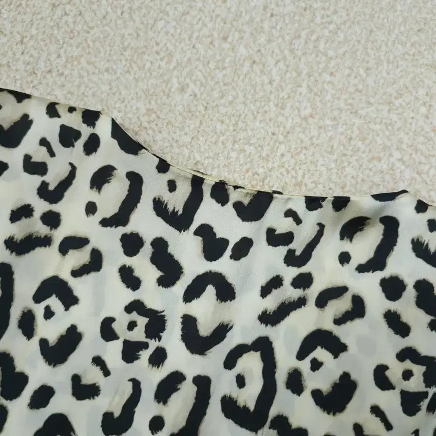 [BUNJANG] ZARA Leopard Print Long Wrap Dress / (XS)자라 여성 레오파드 롱 랩 원피스 긴팔 레이어드 M20W2856