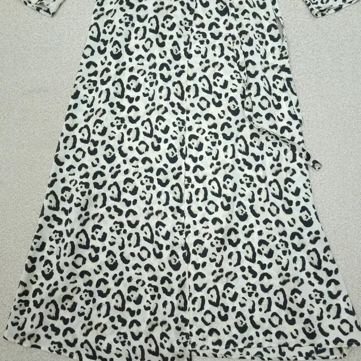 [BUNJANG] ZARA Leopard Print Long Wrap Dress / (XS)자라 여성 레오파드 롱 랩 원피스 긴팔 레이어드 M20W2856