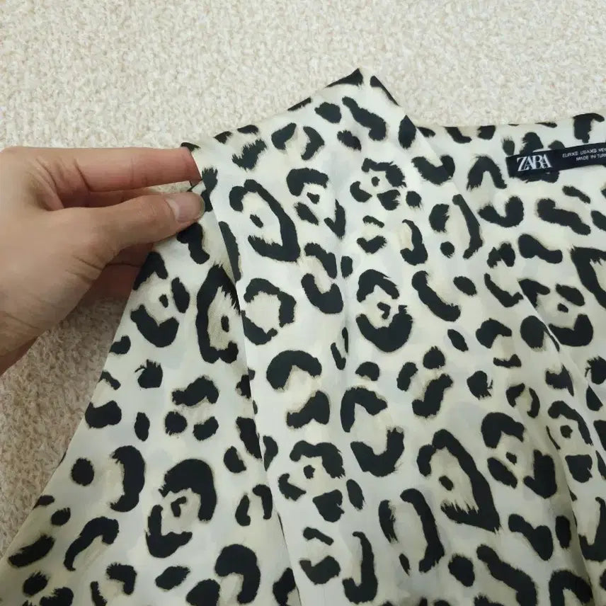 [BUNJANG] ZARA Leopard Print Long Wrap Dress / (XS)자라 여성 레오파드 롱 랩 원피스 긴팔 레이어드 M20W2856