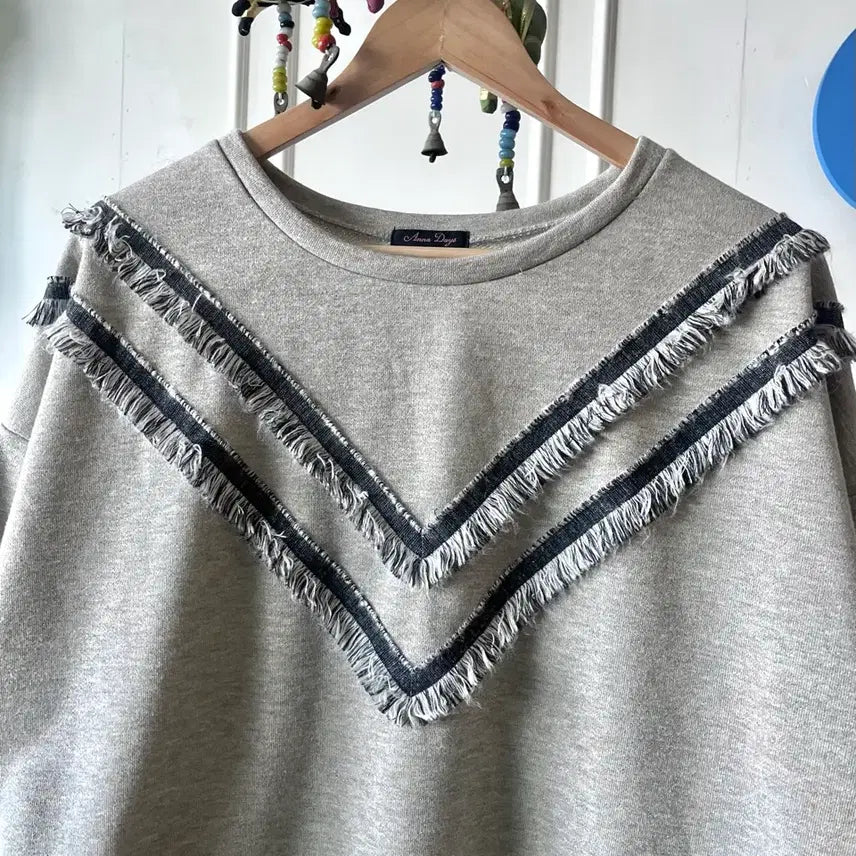 [BUNJANG] Anna Days Native Tassel Oversized Sweatshirt / 일본 빈티지 네이티브 에스닉 테슬 트리밍 오버사이즈 스웻셔츠 맨투맨