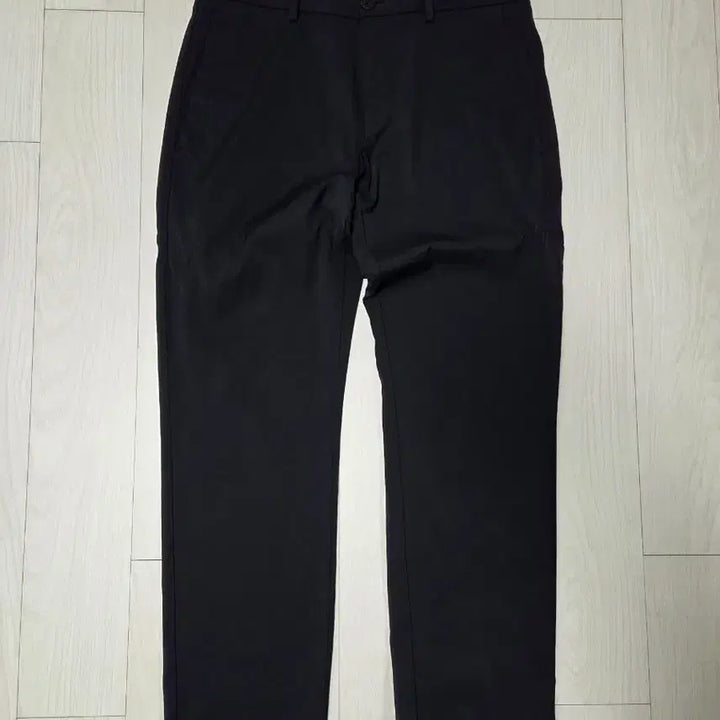 [SOLD OUT] 띠어리 네오테릭 제인 팬츠 블랙