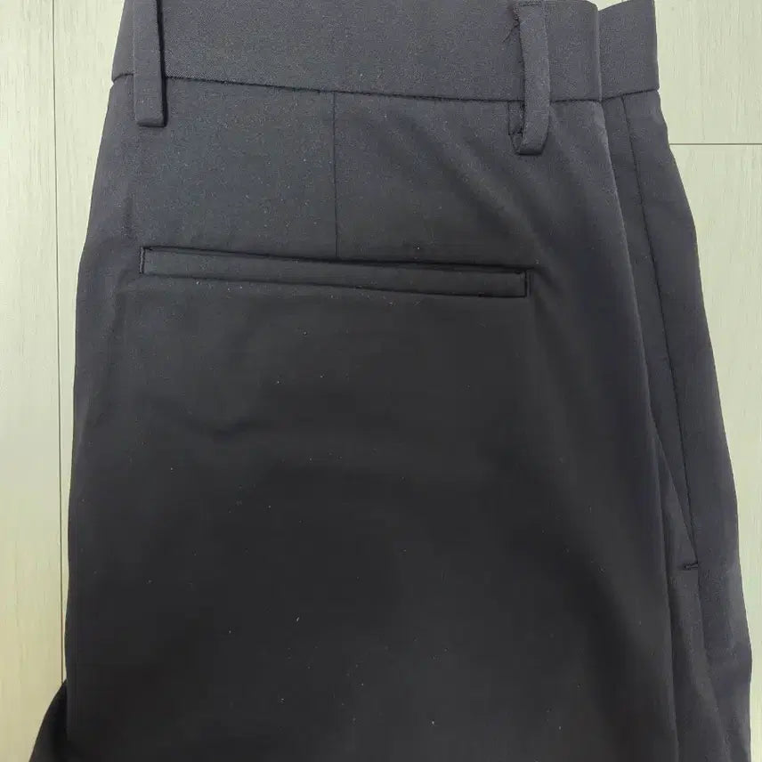 [SOLD OUT] 띠어리 네오테릭 제인 팬츠 블랙