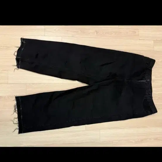 [BUNJANG] Junnue P16 Black Denim Jeans / 준느 p16 흑청 라지사이즈