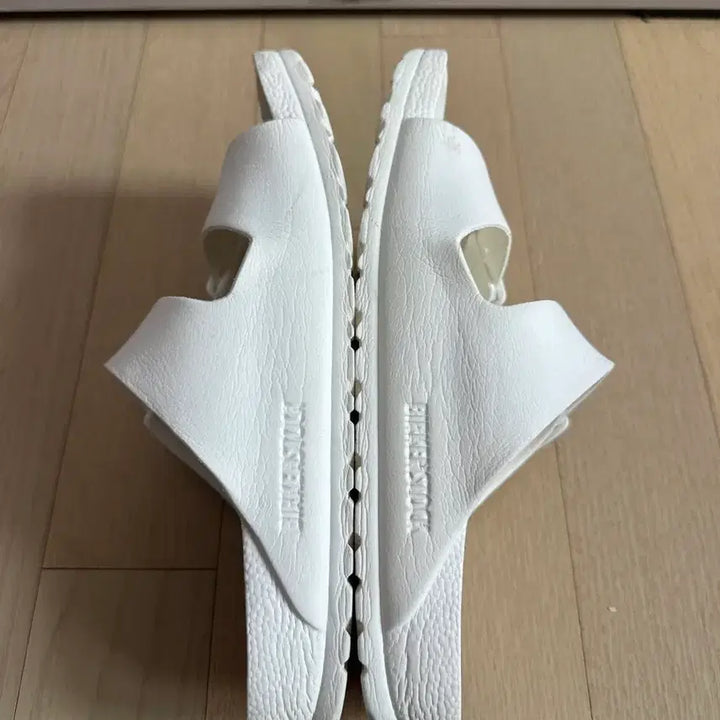 [BUNJANG] Birkenstock Arizona EVA Sandals White (245) / 버켄스탁 아리조나 에바 EVA 245 화이트