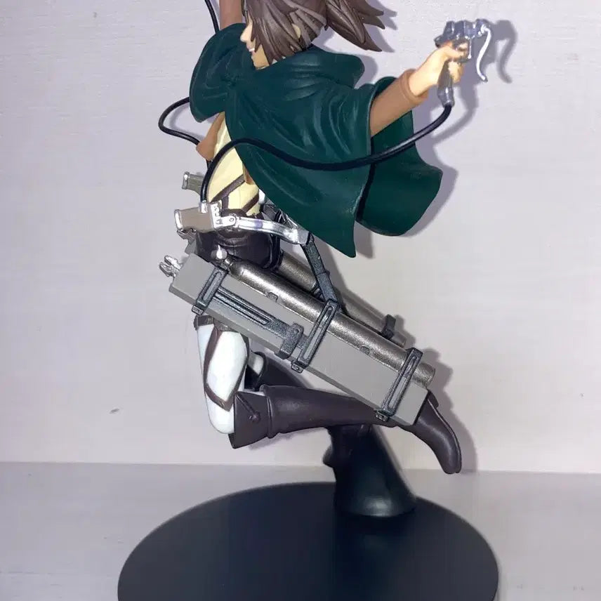[BUNJANG] Attack on Titan Hanji Zoe Taito Figure / 희귀풀박)진격의 거인 한지 타이토 피규어 입체기동 쿠지리바이에렌가챠넨도