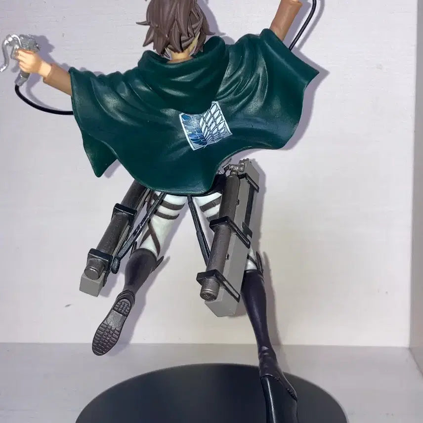 [BUNJANG] Attack on Titan Hanji Zoe Taito Figure / 희귀풀박)진격의 거인 한지 타이토 피규어 입체기동 쿠지리바이에렌가챠넨도