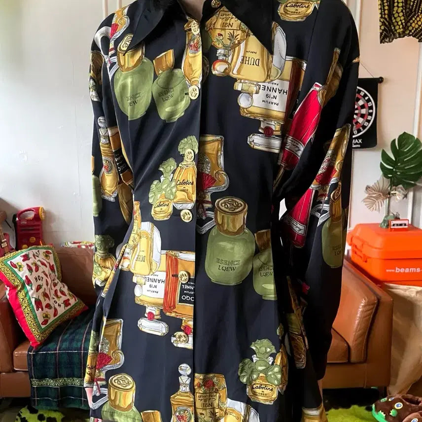 [BUNJANG] Vintage Japanese Perfume Pattern Poly Shirt / 1980s-90s JPN 일본 빈티지 엔틱 퍼퓸 그래픽 패턴 폴리 셔츠