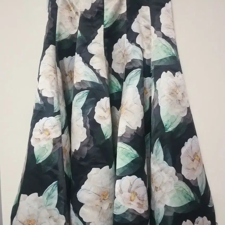 [BUNJANG] JEPYUNG Floral Skirt - Size S / 제평 플라워스커트 s