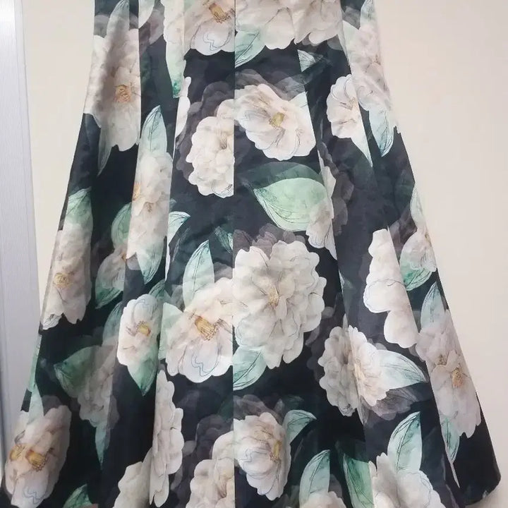 [BUNJANG] JEPYUNG Floral Skirt - Size S / 제평 플라워스커트 s