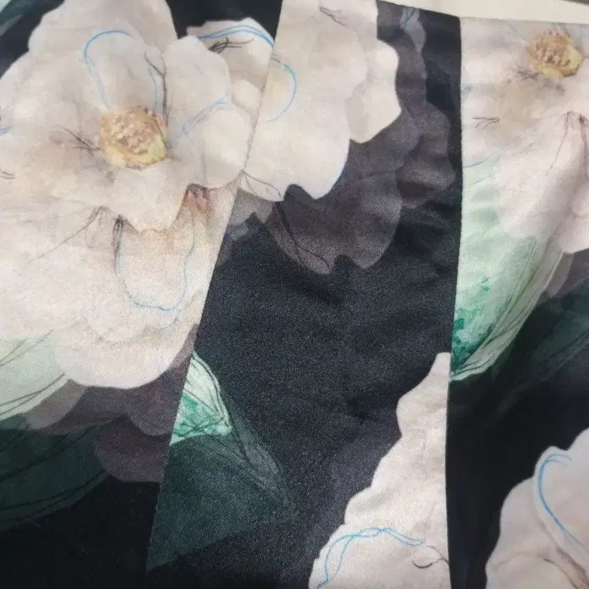 [BUNJANG] JEPYUNG Floral Skirt - Size S / 제평 플라워스커트 s