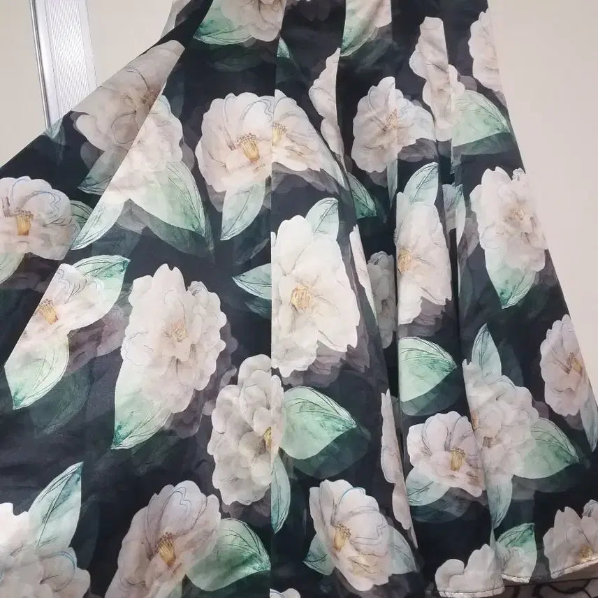 [BUNJANG] JEPYUNG Floral Skirt - Size S / 제평 플라워스커트 s