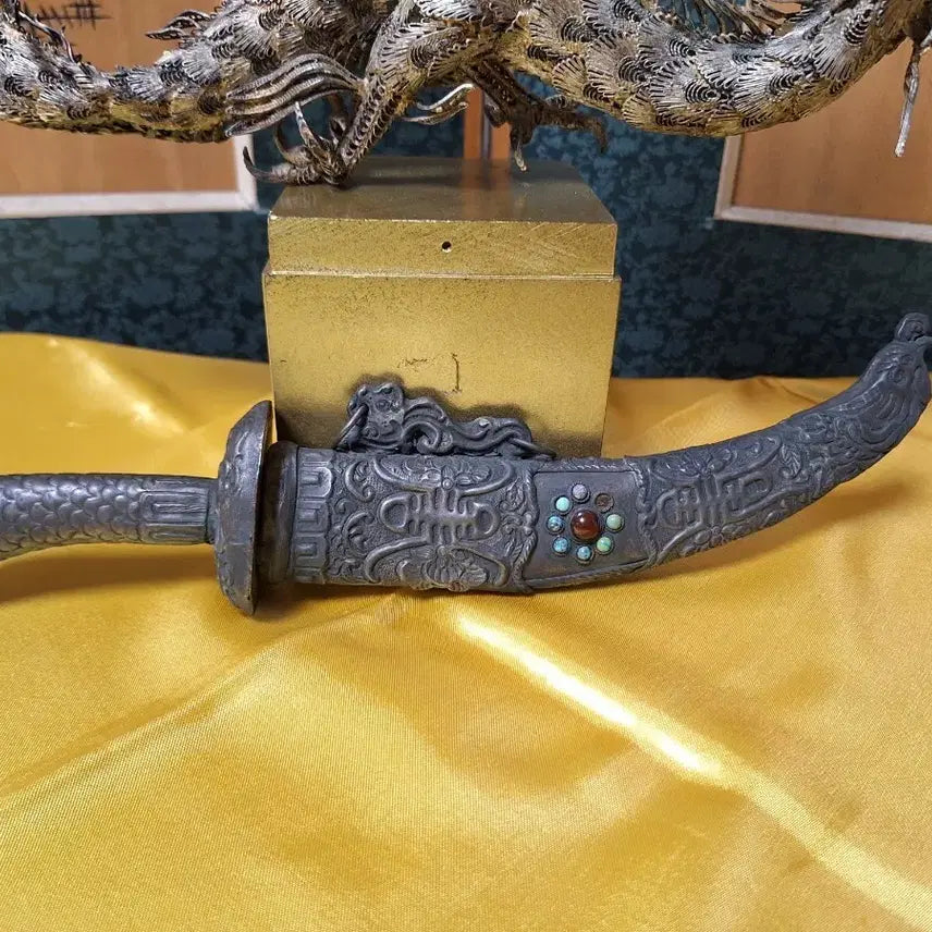 [BUNJANG] Decorative Silver-Inlaid Dagger Antique / 장식용 은장 단검 골동품