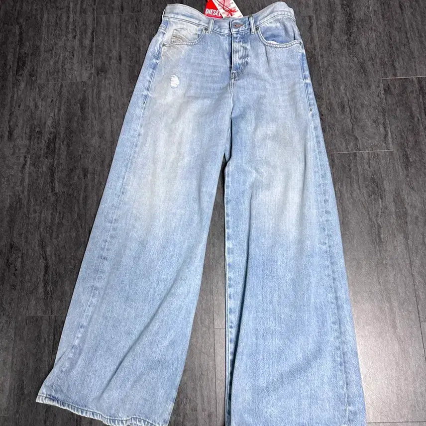 [BUNJANG] Diesel D-AKEMI Wide Leg Jeans / 디젤 1978 D-AKEMI 와이드 레그(택있는 새제품 27)