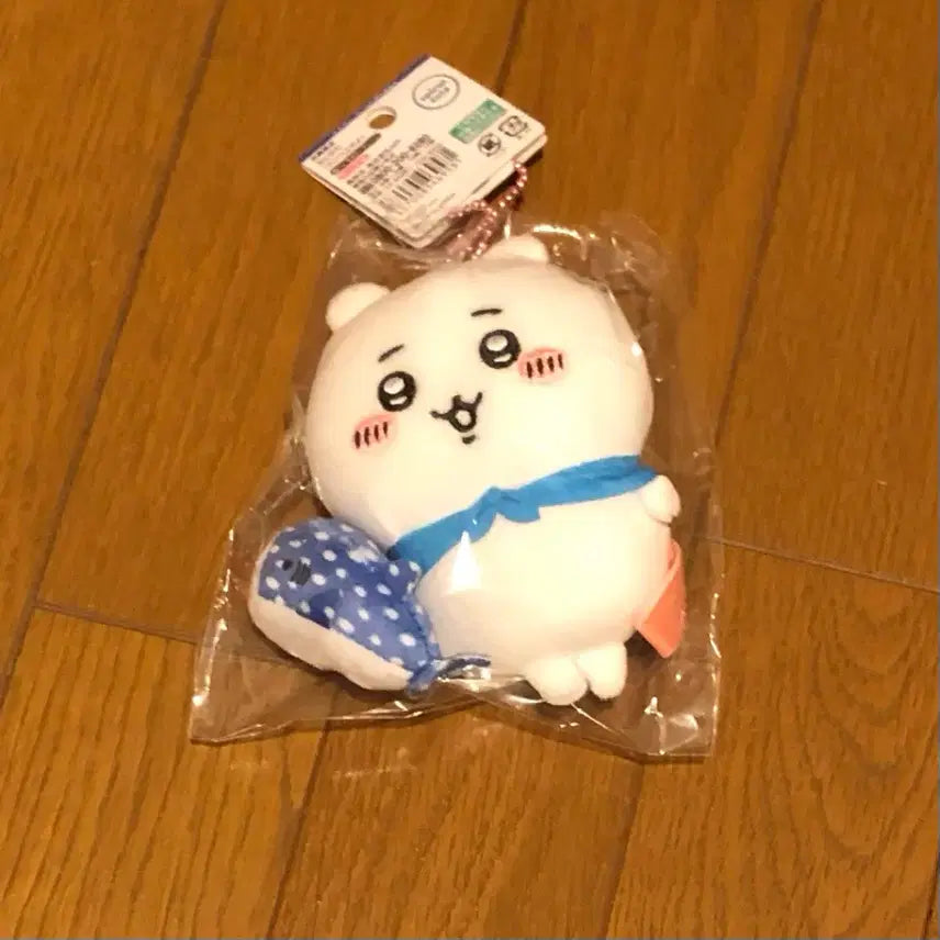 [BUNJANG] Chiikawa Okinawa Limited Whale Shark Chiikawa Sealed / 미개봉)치이카와 오키나와 한정 고래상어 치이카와