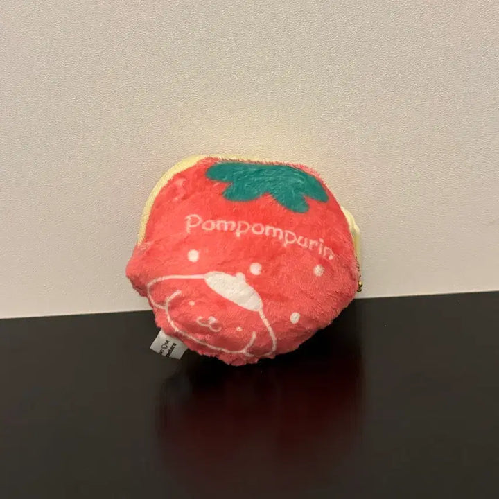 [BUNJANG] Sanrio Pom Pom Purin Strawberry Reversible Pouch / 산리오 딸기 리버시블 파우치 폼폼푸린