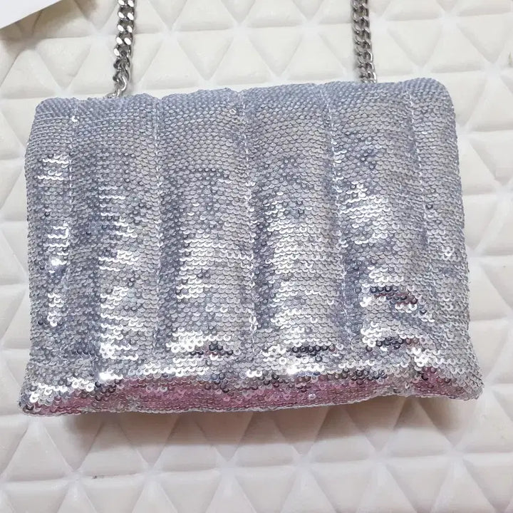 [BUNJANG] ZARA Sequin Mini Crossbody Bag / 새상품 자라 가방 미니가방 미니백  크로스백 스팽글 빤짝이 새제품 여성