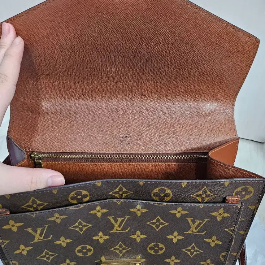 [BUNJANG] Louis Vuitton Monogram Montsouris Top Handle Crossbody Bag / 정품) 루이비통 모노그램 몽소백 탑핸들 크로스백