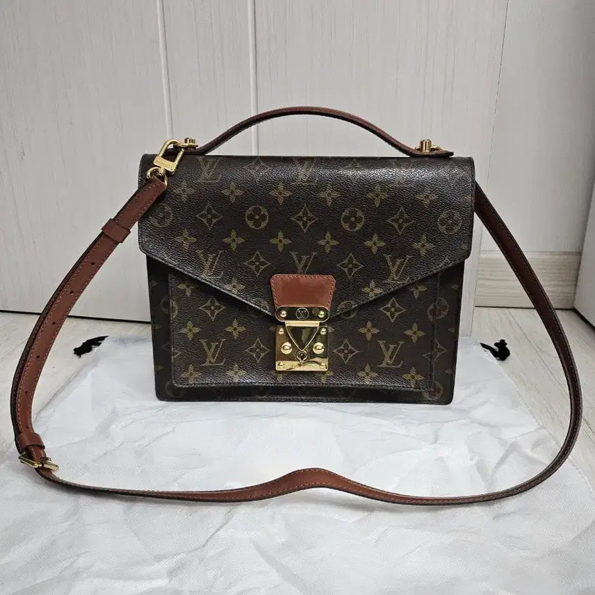 [BUNJANG] Louis Vuitton Monogram Montsouris Top Handle Crossbody Bag / 정품) 루이비통 모노그램 몽소백 탑핸들 크로스백
