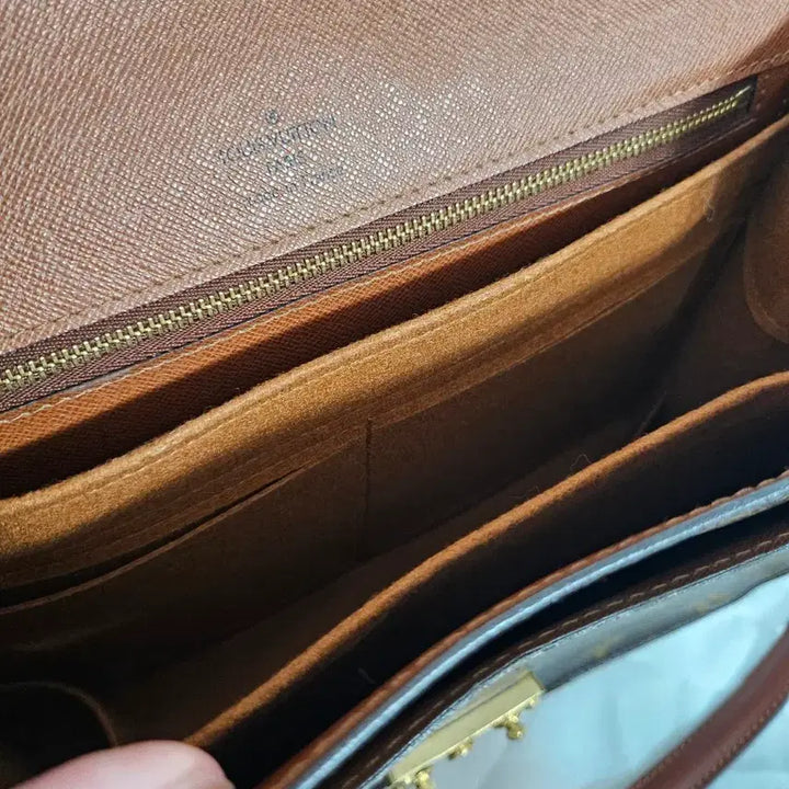 [BUNJANG] Louis Vuitton Monogram Montsouris Top Handle Crossbody Bag / 정품) 루이비통 모노그램 몽소백 탑핸들 크로스백