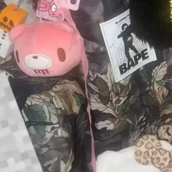 [SOLD OUT] 베이프 잡지부록 카모 토트백