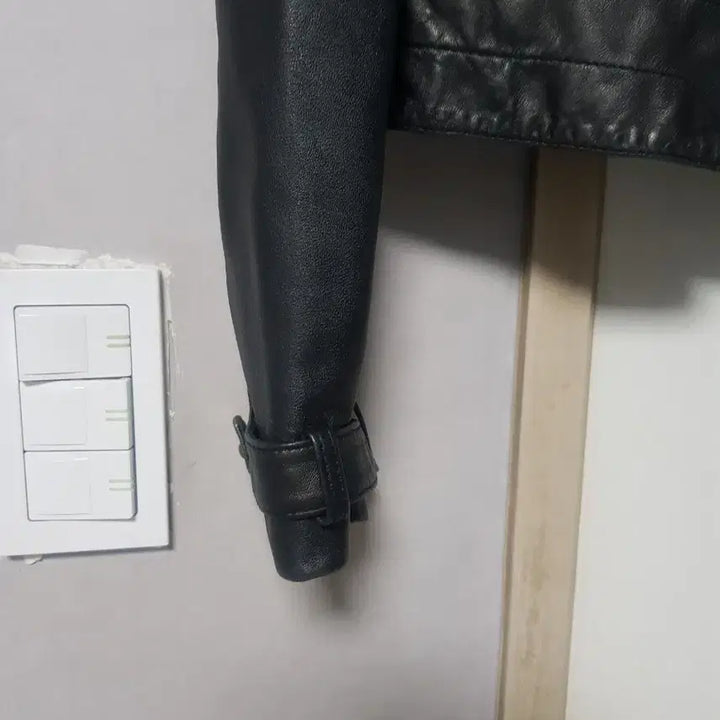 [BUNJANG] SYSTEM Lambskin Leather Jacket / SYSTEM 브랜드의 여성 가죽 자켓입니다겉감은 천연 가죽(양가죽)