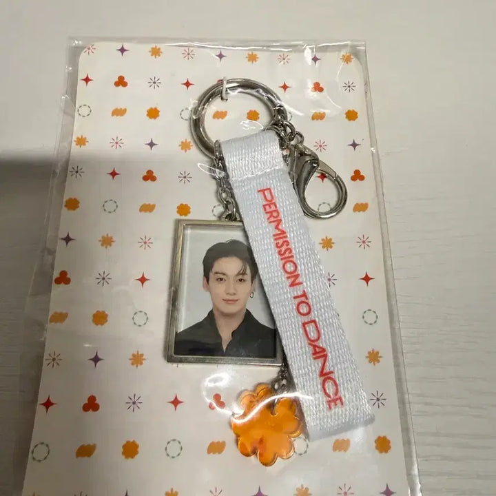 [BUNJANG] BTS Jungkook Permission to Dance Keyring / 방탄 bts 퍼투댄 퍼미션댄 퍼온스 정국 키링