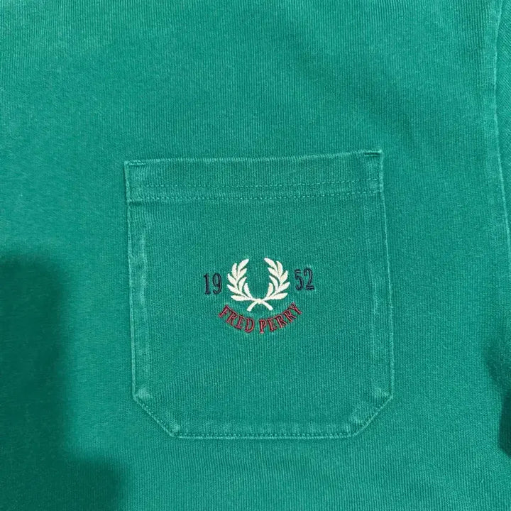 [BUNJANG] Fred Perry Relaxed 1952 T-shirt Green / 프레드페리 릴렉스드1952 티셔츠 라벨 그린 M 사이즈