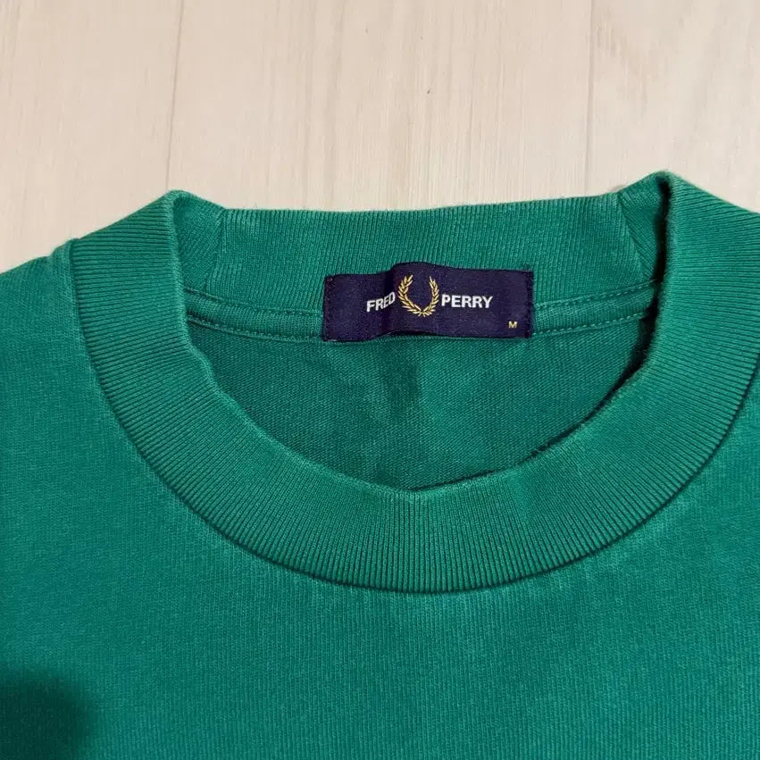 [BUNJANG] Fred Perry Relaxed 1952 T-shirt Green / 프레드페리 릴렉스드1952 티셔츠 라벨 그린 M 사이즈