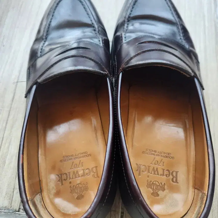 [SOLD OUT] 버윅 9628 다크브라운 페니로퍼 (270)